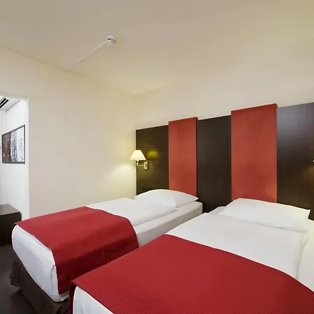 Nh Collection Hotel 4*