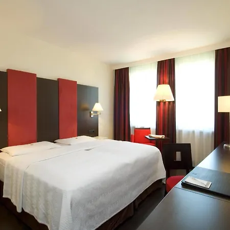 Nh Collection Hotel 4*