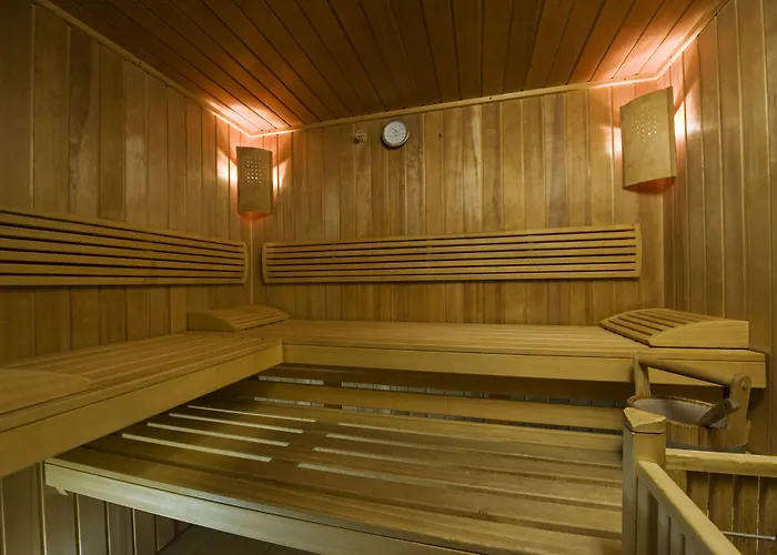 Nh Collection Hotel 4*