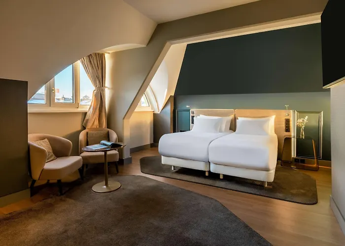 Nh Collection Hotel