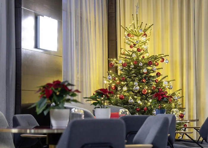Nh Collection Hotel