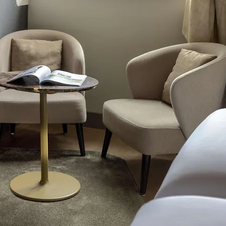 Nh Collection Hotel 4*